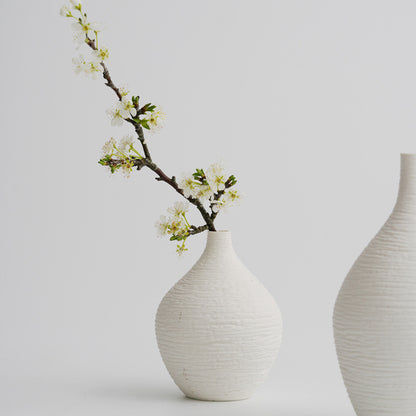 Classical Japanese Kaze Spout Vase