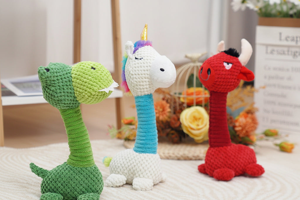 Jouet en peluche pour chien qui couine