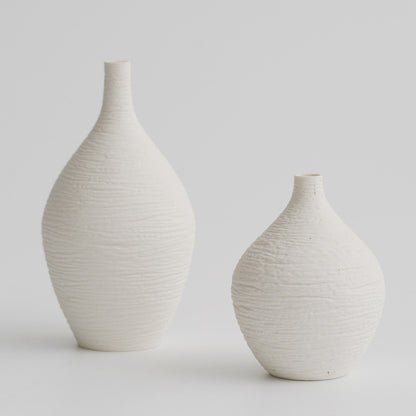 Classical Japanese Kaze Spout Vase