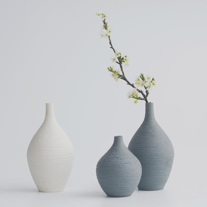 Classical Japanese Kaze Spout Vase