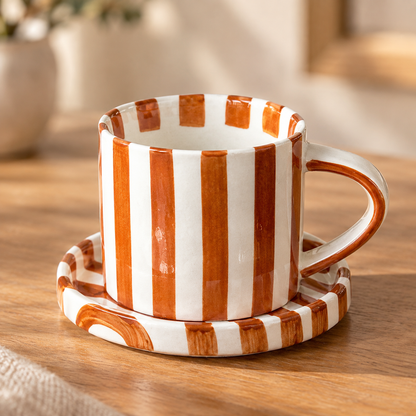 Ensemble tasse à café et soucoupe en céramique
