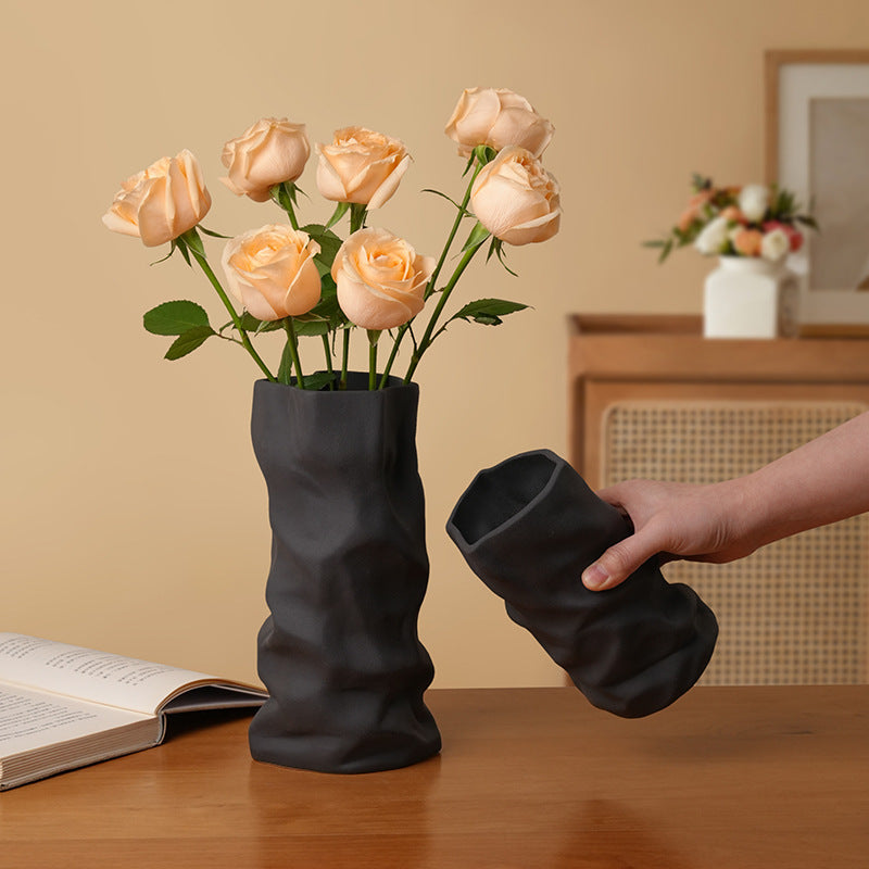 Vase plissé sculpté